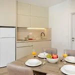 Adria Mare Ii Makarska