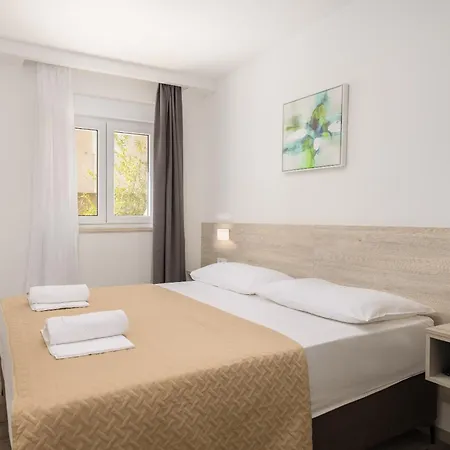 Adria Mare Ii * Makarska