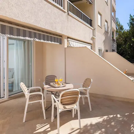 Apartment Adria Mare Ii Makarska