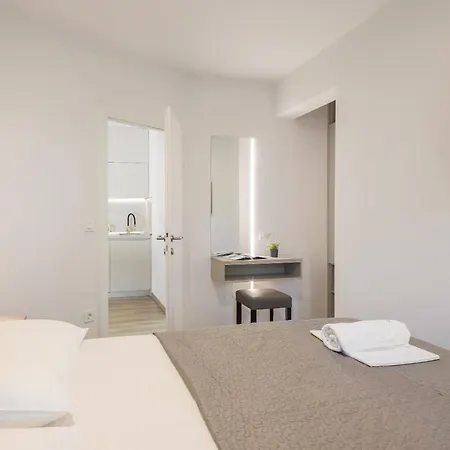 Adria Mare Ii Apartment Makarska