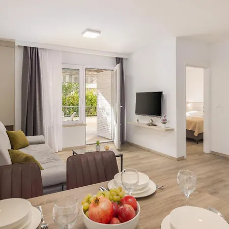 Adria Mare Ii Makarska