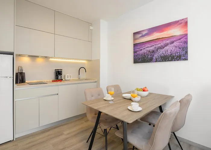 Adria Mare Ii Apartment *