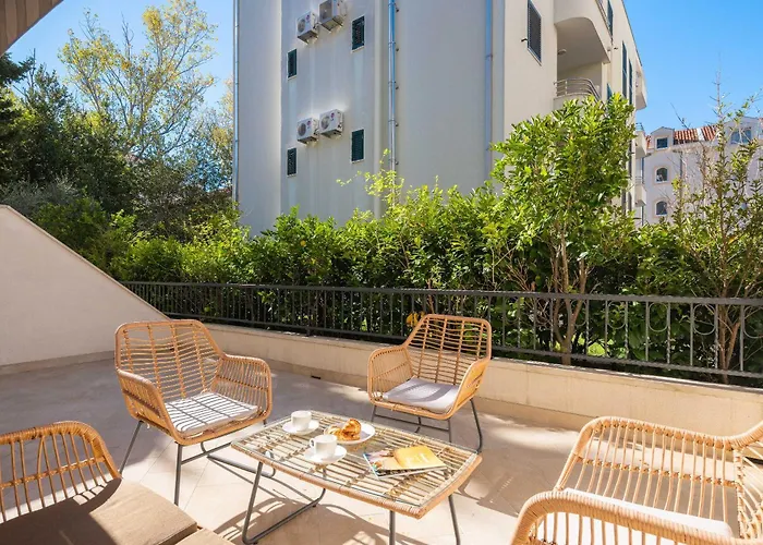 Adria Mare Ii Makarska