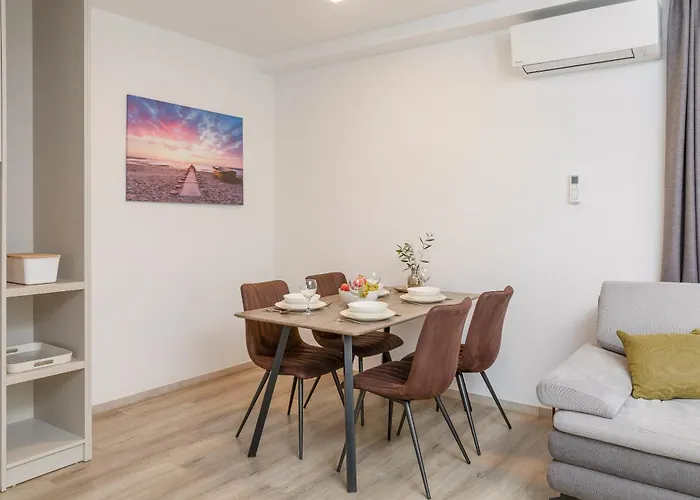 Adria Mare Ii * Makarska